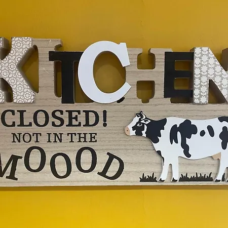 Snuze 2 Semesterbostad Whitby