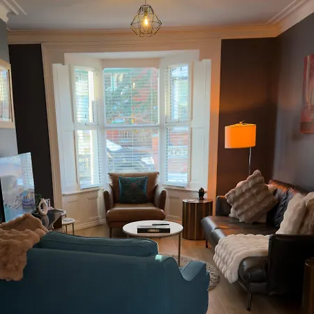 Snuze 2 Semesterbostad Whitby