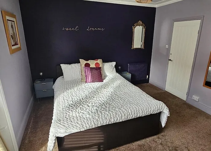 Snuze 2 Semesterbostad Whitby