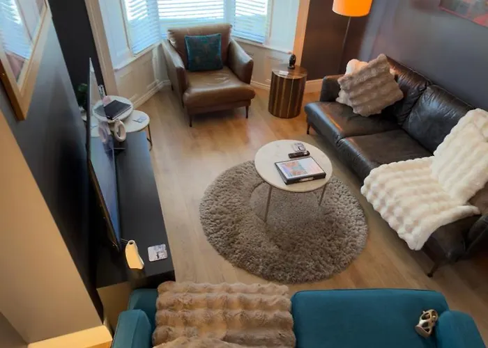 Snuze 2 Semesterbostad Whitby